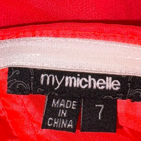 Elegant Formal Strapless Coral Pink Dress with Rhinestone Embellishments Size 7‎ - Picture 8 of 11